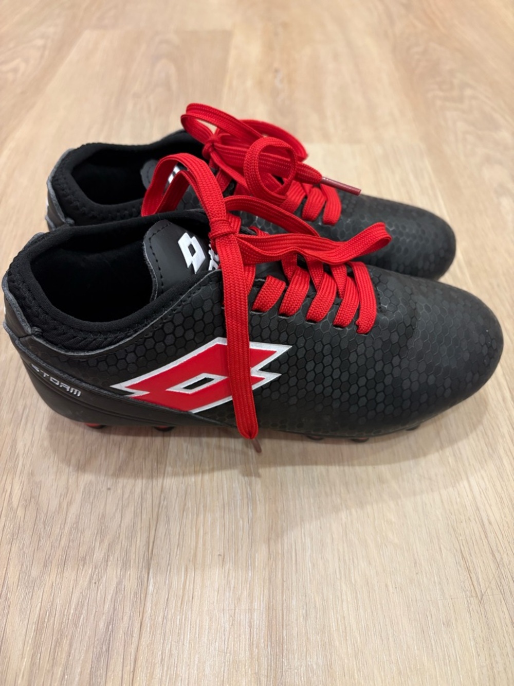 Lotto Black Soccer Cleats with Red Accents - Youth Size 4, Women’s Size 6